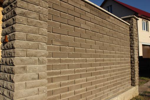 Кирпич облицовочный полнотелый тычковый «Дикий камень» 23 × 10 × 6.5 см в ассортименте